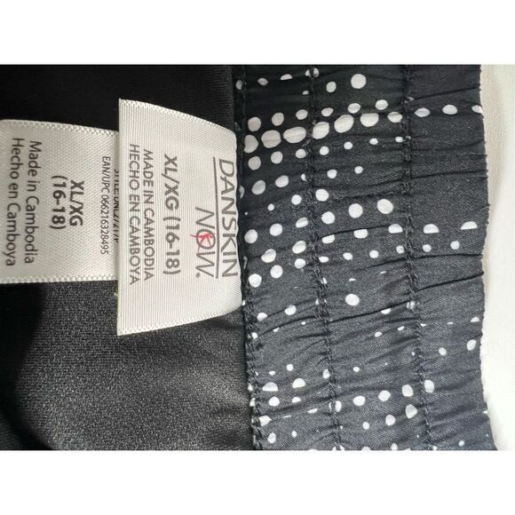 Danskin Women's Shorts size XL black, white, polyester - Picture 2 of 6